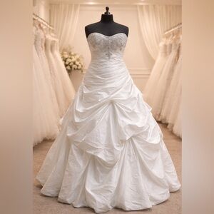 Cara Mia Strapless Beaded Wedding Gown – Size 20W – New With Tags